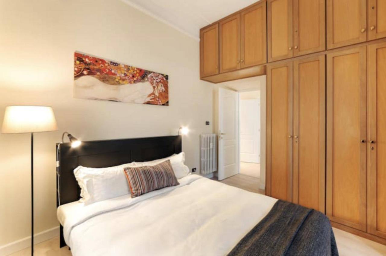 Sunny Flat In Elegant Building Close To Colosseum Roma Exterior foto